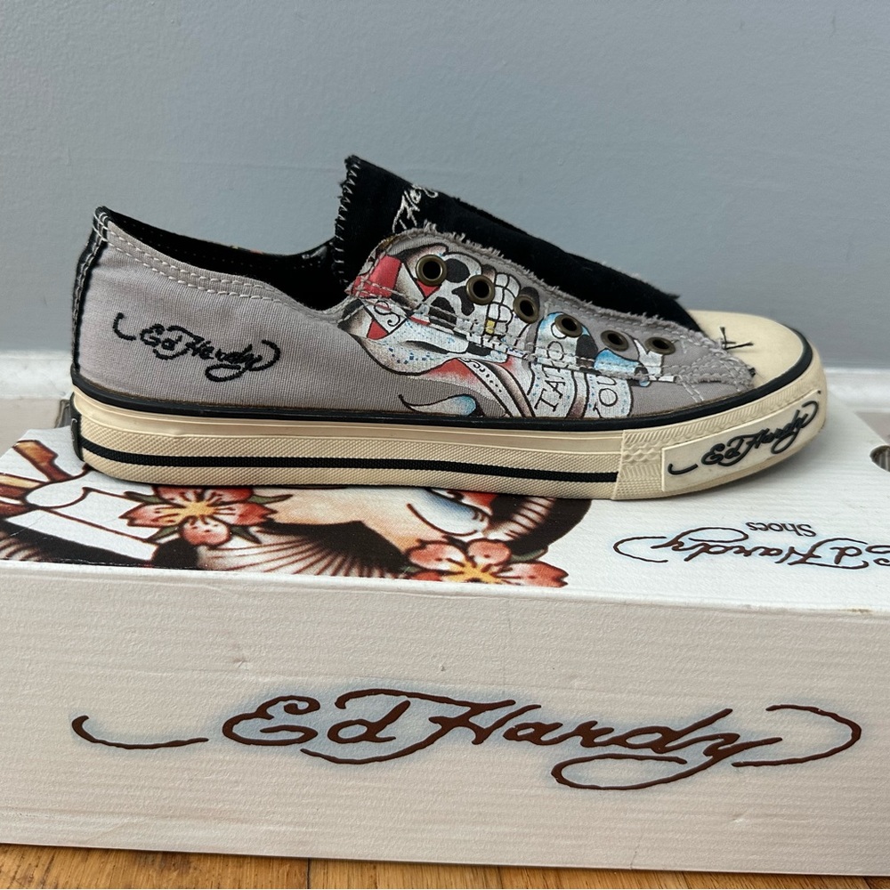 Vintage Ed Hardy slip on sneakers